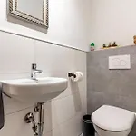 Fuchsmichelhof 4 *