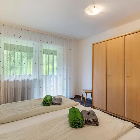 Fuchsmichelhof 4 *